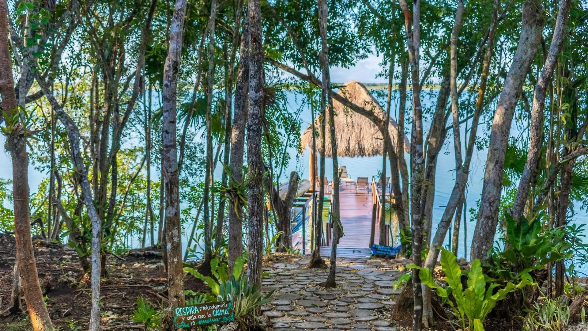 Casa Relaxo Villa En La Laguna Con Muelle Privado Buenavista  Buenavista (Quintana Roo)