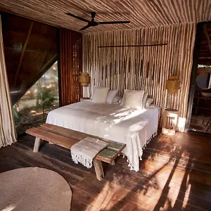 4* Hotel Kapok Bacalar - Plant Based